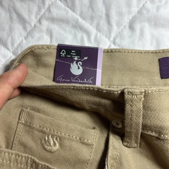 Gloria Vanderbilt Amanda The Orig Slimming Jean Classic Rise Jeans Size 4 Short - Picture 4 of 10